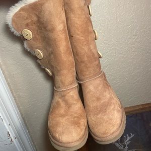 Ugg Womens Triplet Bailey Button Tan Boots